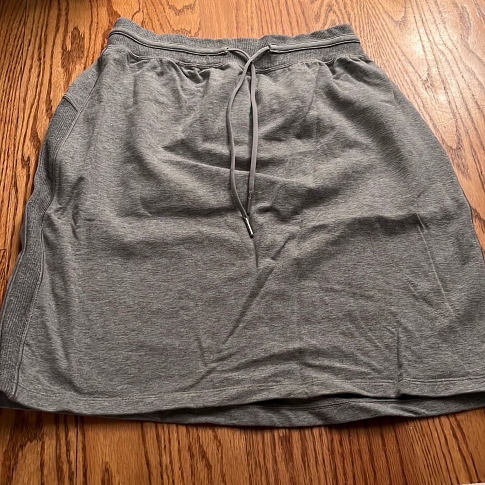 LULULEMON SKIRT